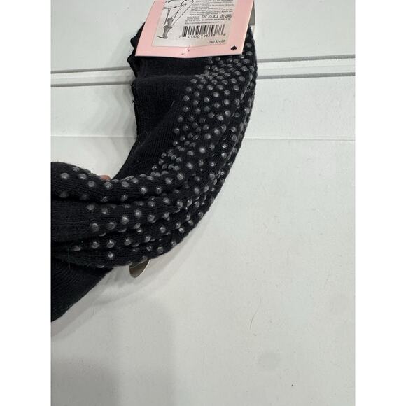 NWT Kate Spade New York Barre No Show Black Socks Grips Gold Logo 2 Pairs - Picture 4 of 4